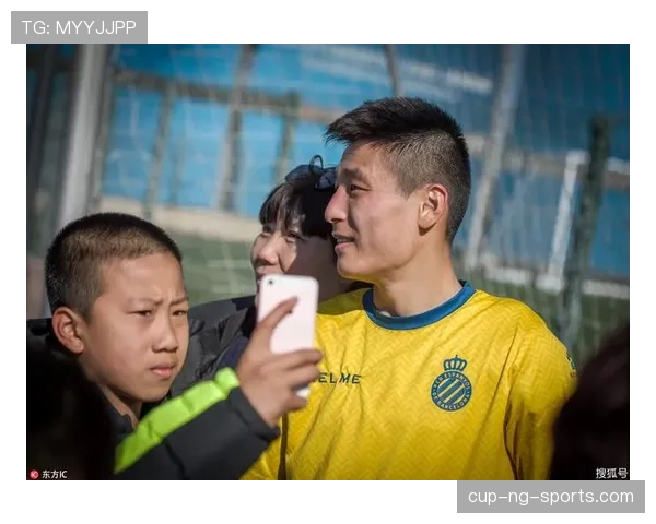 武磊穿得随便像邻家小哥，刷卡账单却能把隔壁吓一跳