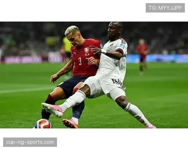 韩国0-1南非回顾:失利后结束小组赛 韩国0-1南非回顾:失利后结束小组赛